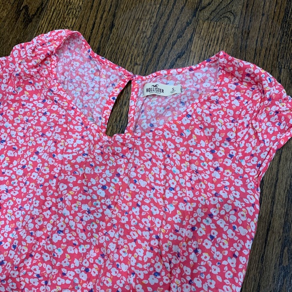 Like new Hollister Floral Romper Women’s Small - Picture 2 of 10
